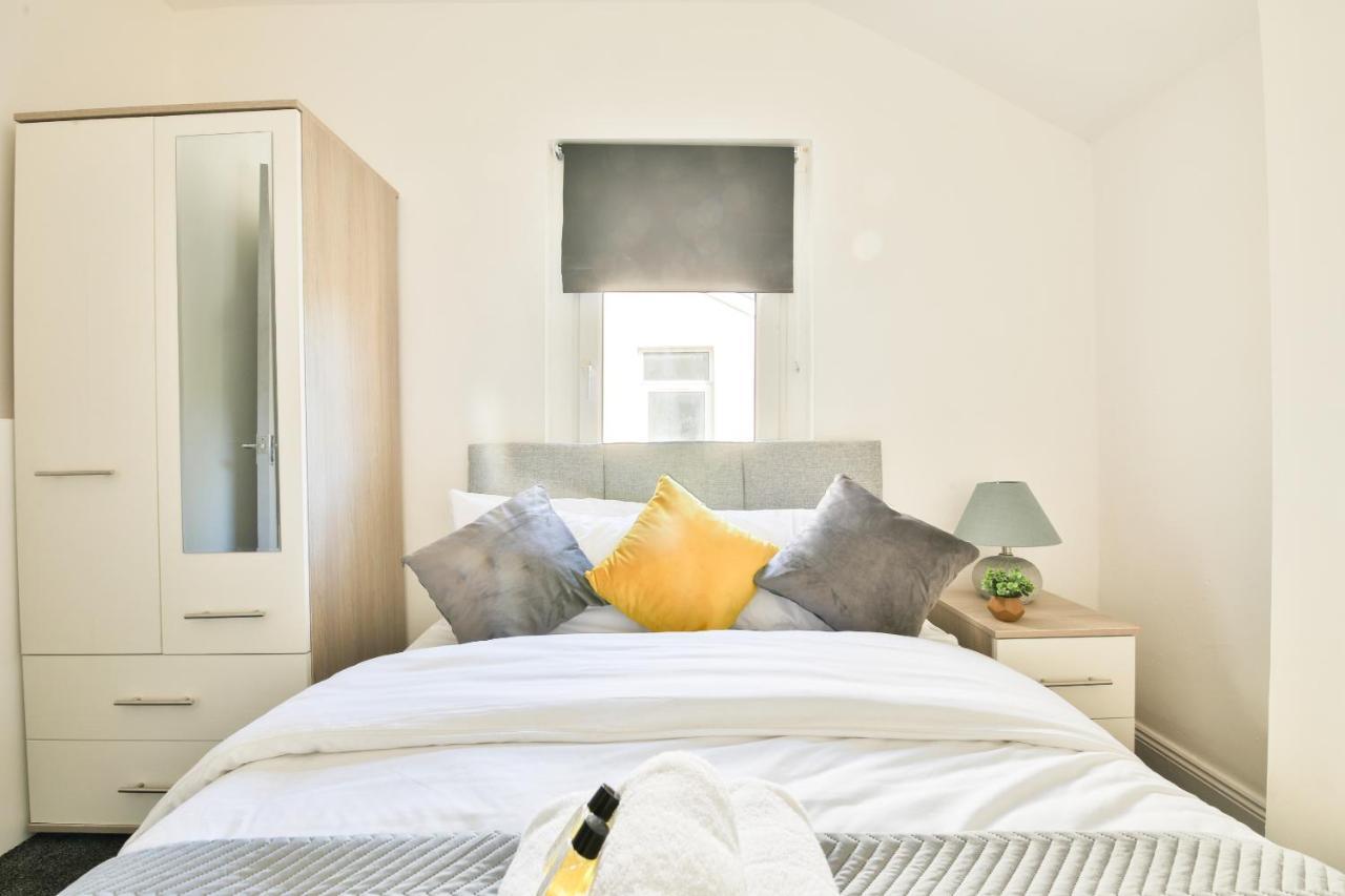 Spacious 3 Bedroom Close To Cardiff City Centre Exterior photo