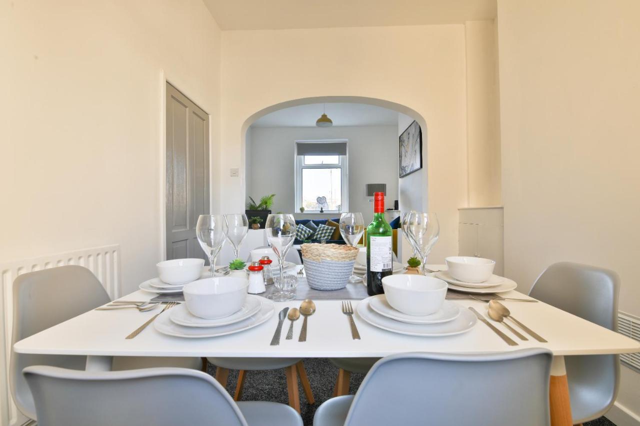 Spacious 3 Bedroom Close To Cardiff City Centre Exterior photo