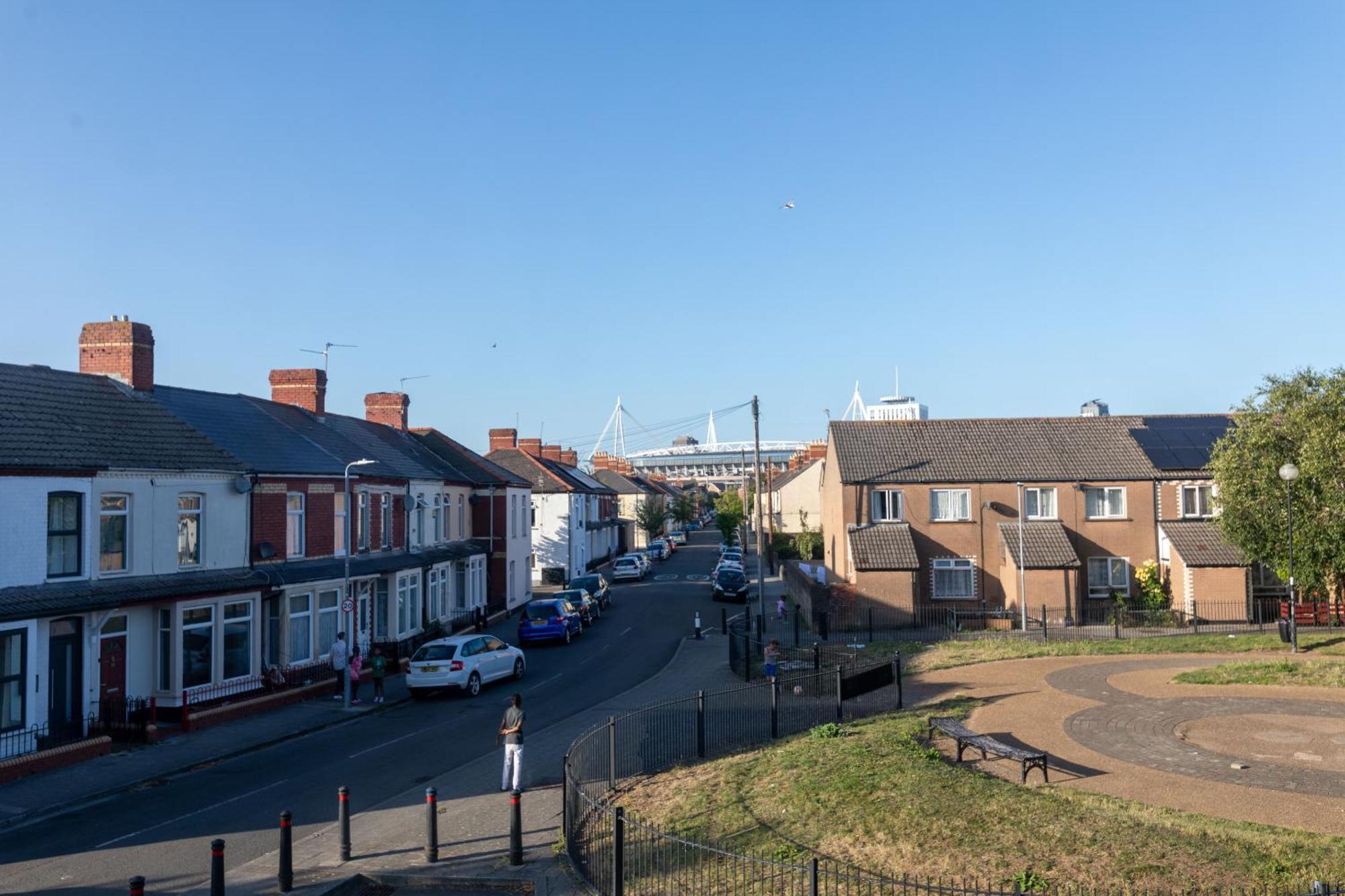 Spacious 3 Bedroom Close To Cardiff City Centre Exterior photo